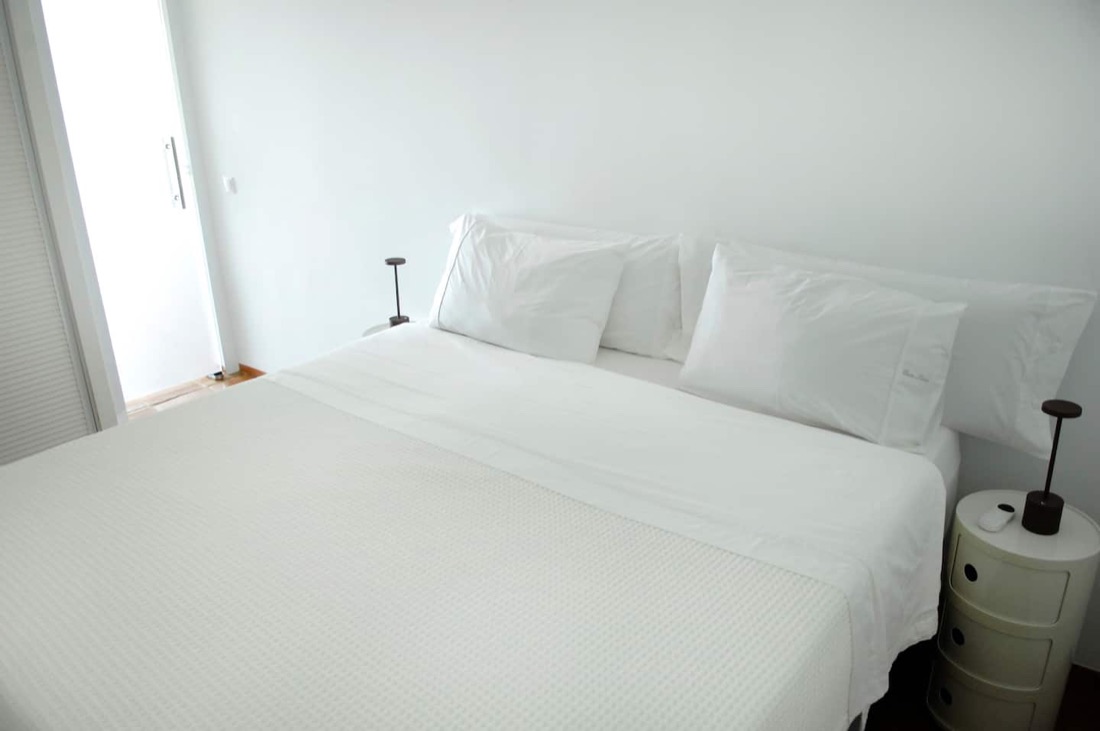 Serene slaapkamer met kingsize bed (180×200 cm)