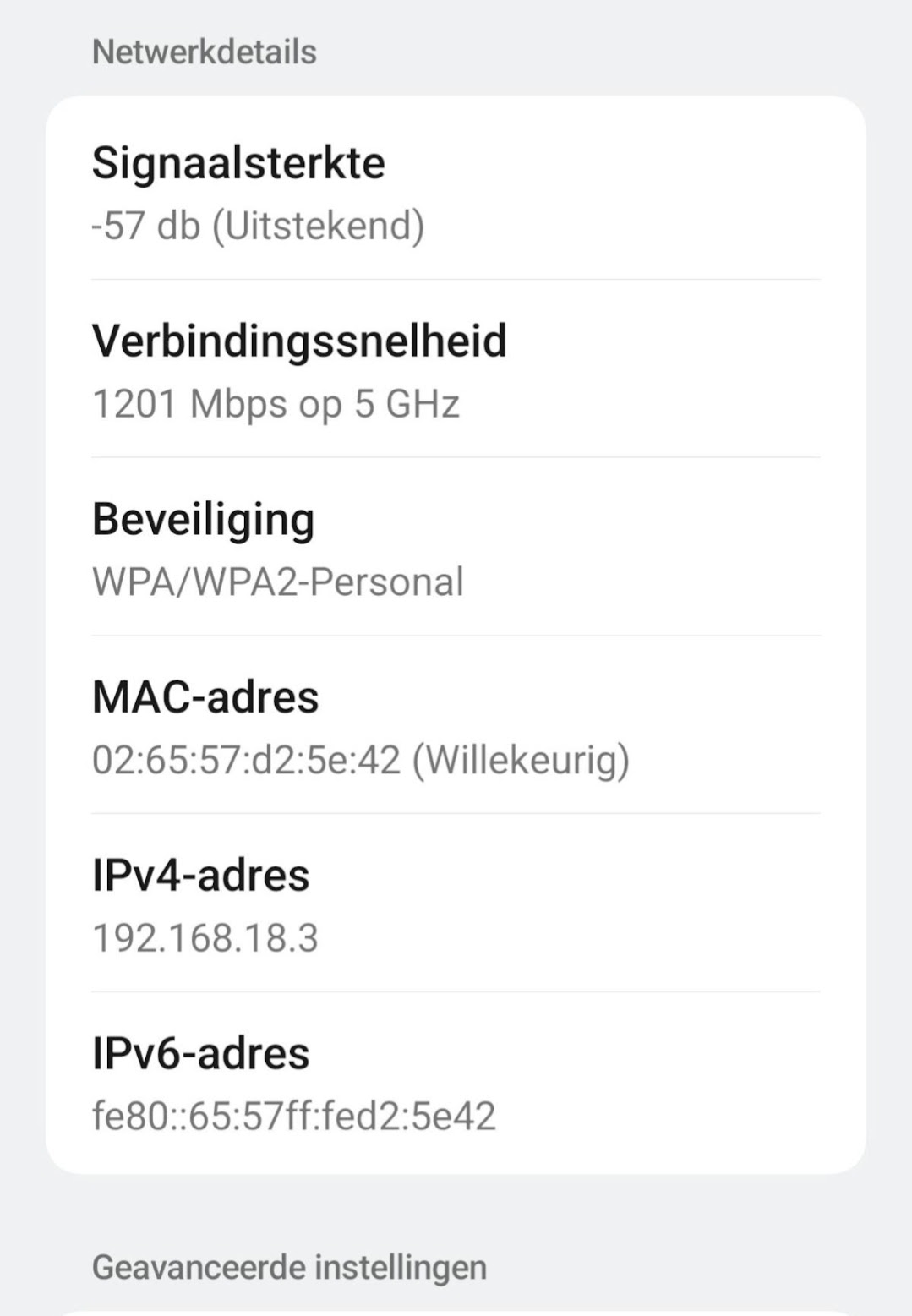 Netwerkdetails van de wifi: signaalsterkte uitstekend, verbindingssnelheid 1201 Mbps op 5 GHz.